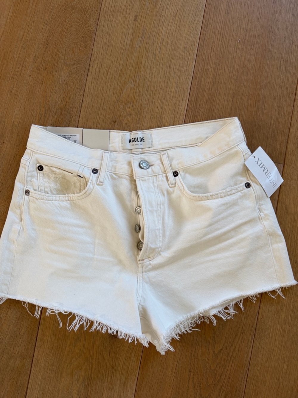 Agolde Parker shorts white size 25 NWT